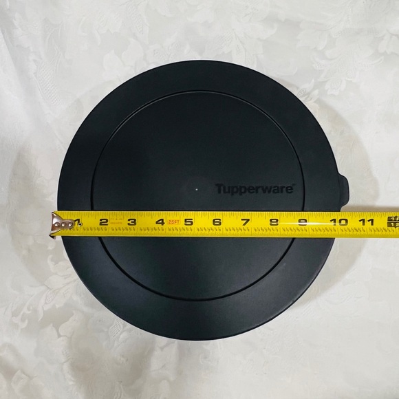 NEW! Tupperware Clearly Elegant Bowl w/ Black Seal & a FREE Salad Recipe Book - Picture 7 of 9